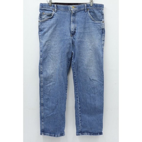 Wrangler Other - WRANGLER COMFORT 38x29 Denim Medium Wash Americana Preppy Classic Cabin Core